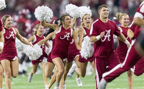 lily sandders leaked|Alabama Cheerleader’s Wild Photos Go Viral Ahead Of College。